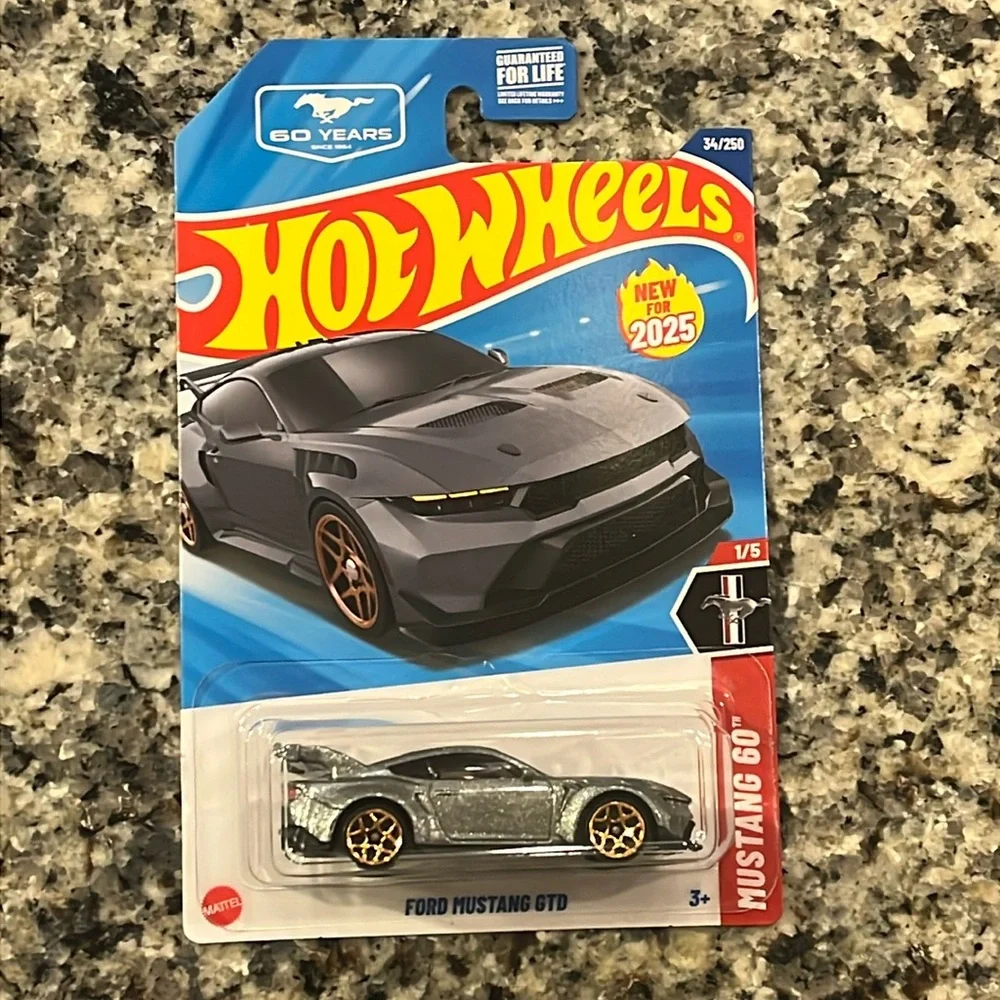 Hot Wheels Mustang GTD 60th Anniversary silver toy car 1:64 Mattel new